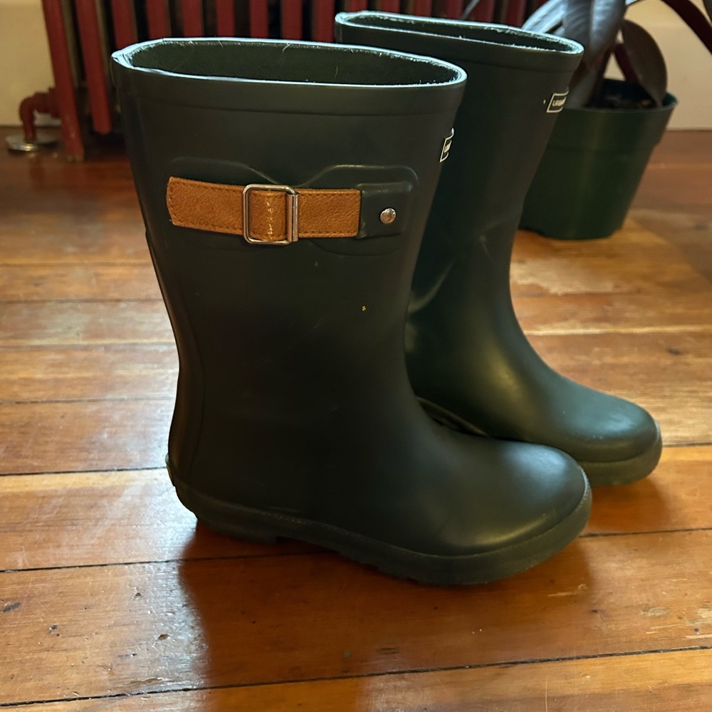 Urban Pines Co Forest Green Rainboots Women’s Size 6